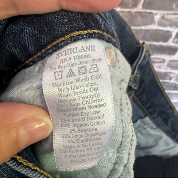 EVERLANE The Way High Denim Short Jean dark wash - Picture 10 of 10